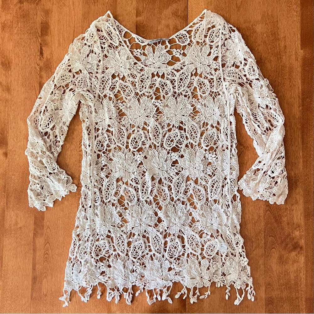 Issi Crochet Top